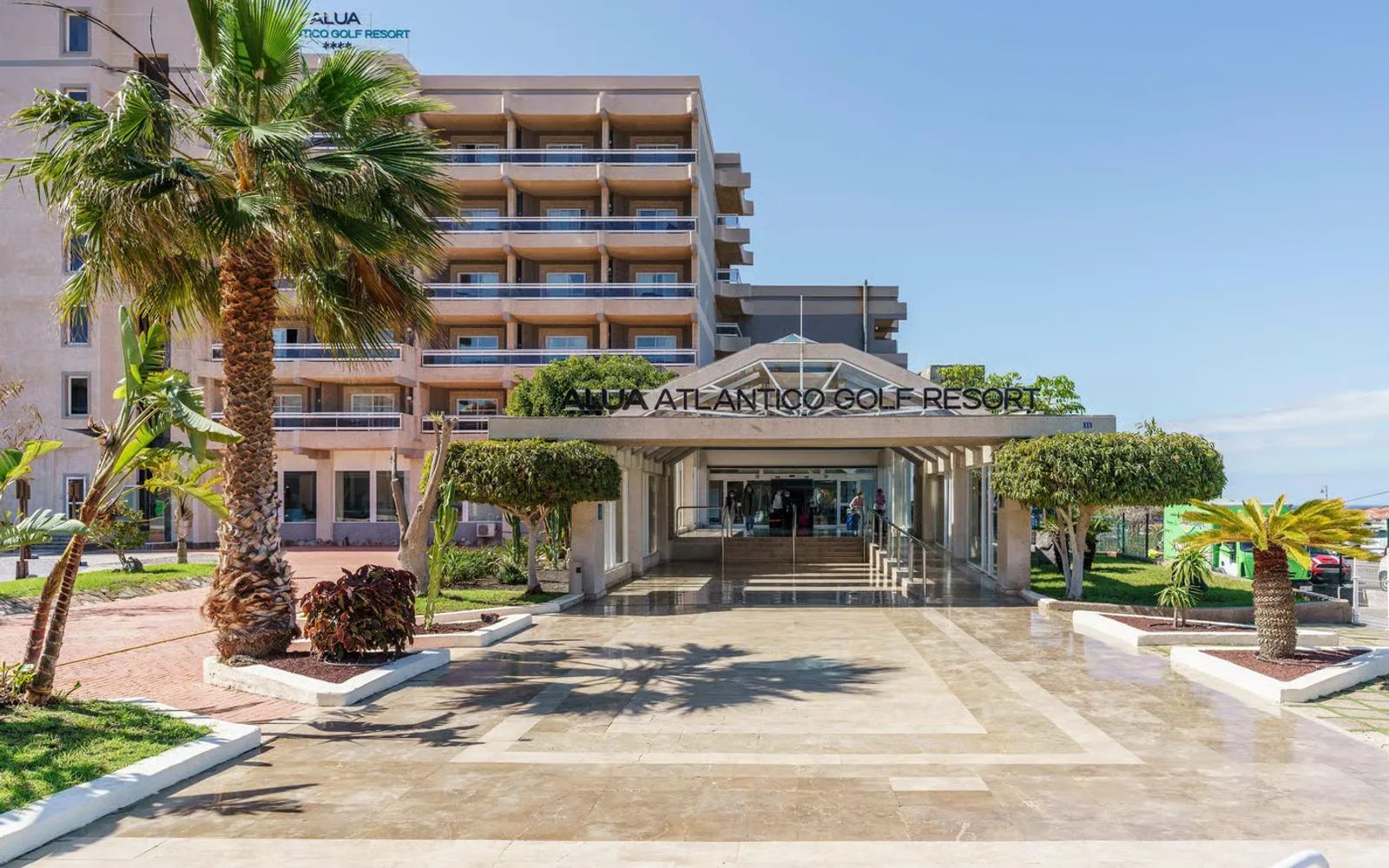Alua Atlántico Golf Resort in San Miguel de Abona, Tenerife, property overview.