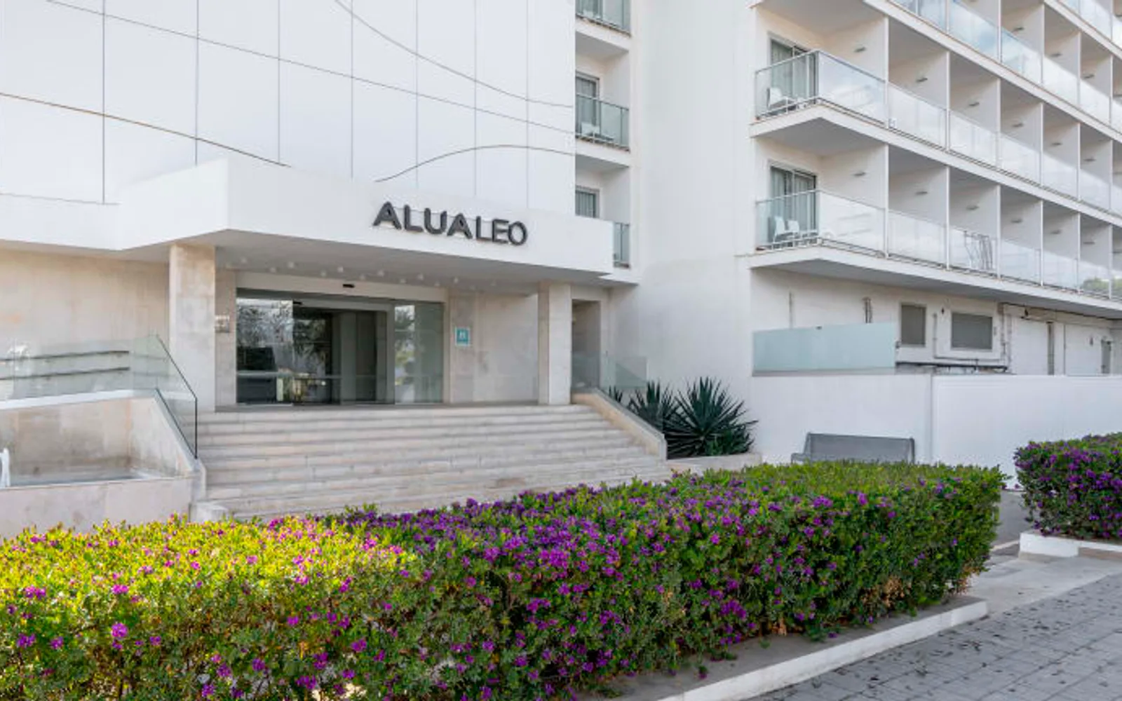 Alua Leo in Can Pastilla, Mallorca, property overview.