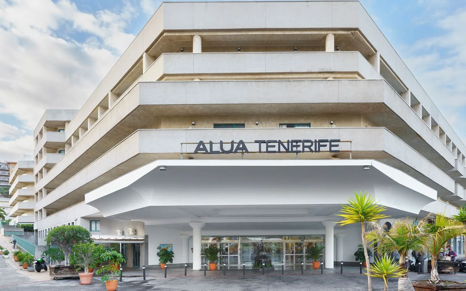 Alua Tenerife in Puerto de la Cruz, Tenerife, property overview.