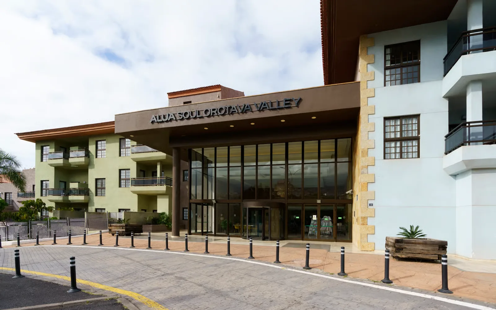 AluaSoul Orotava Valley in Puerto de la Cruz, Tenerife, property overview.
