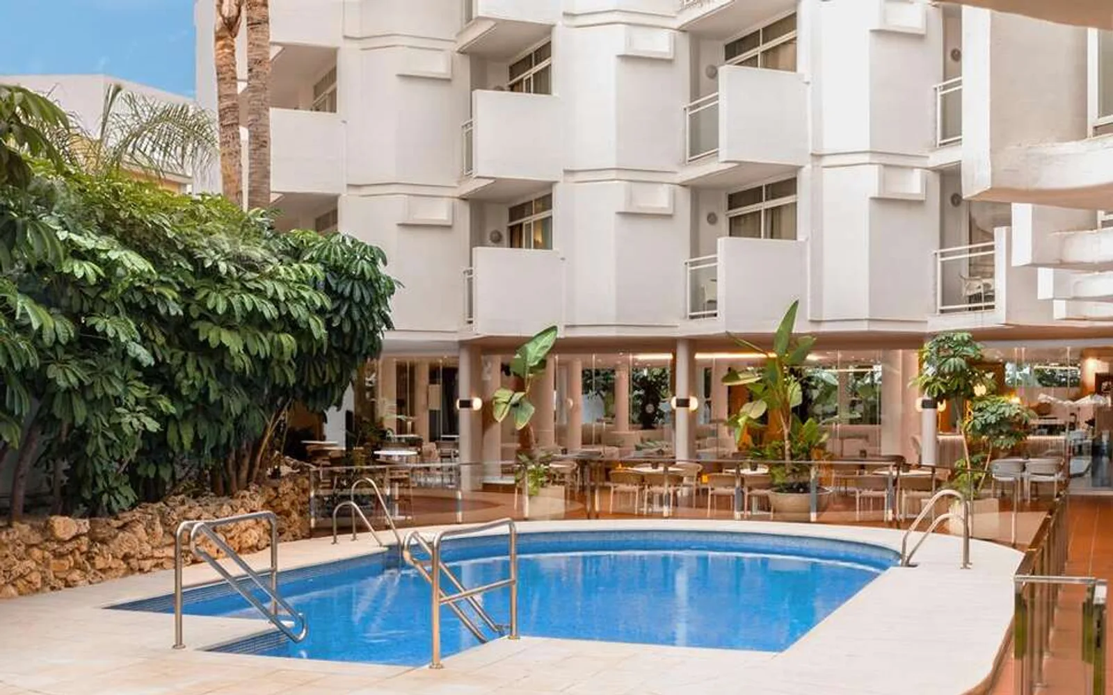 AluaSun Lago Rojo in Torremolinos, Costa del Sol, resort detail.