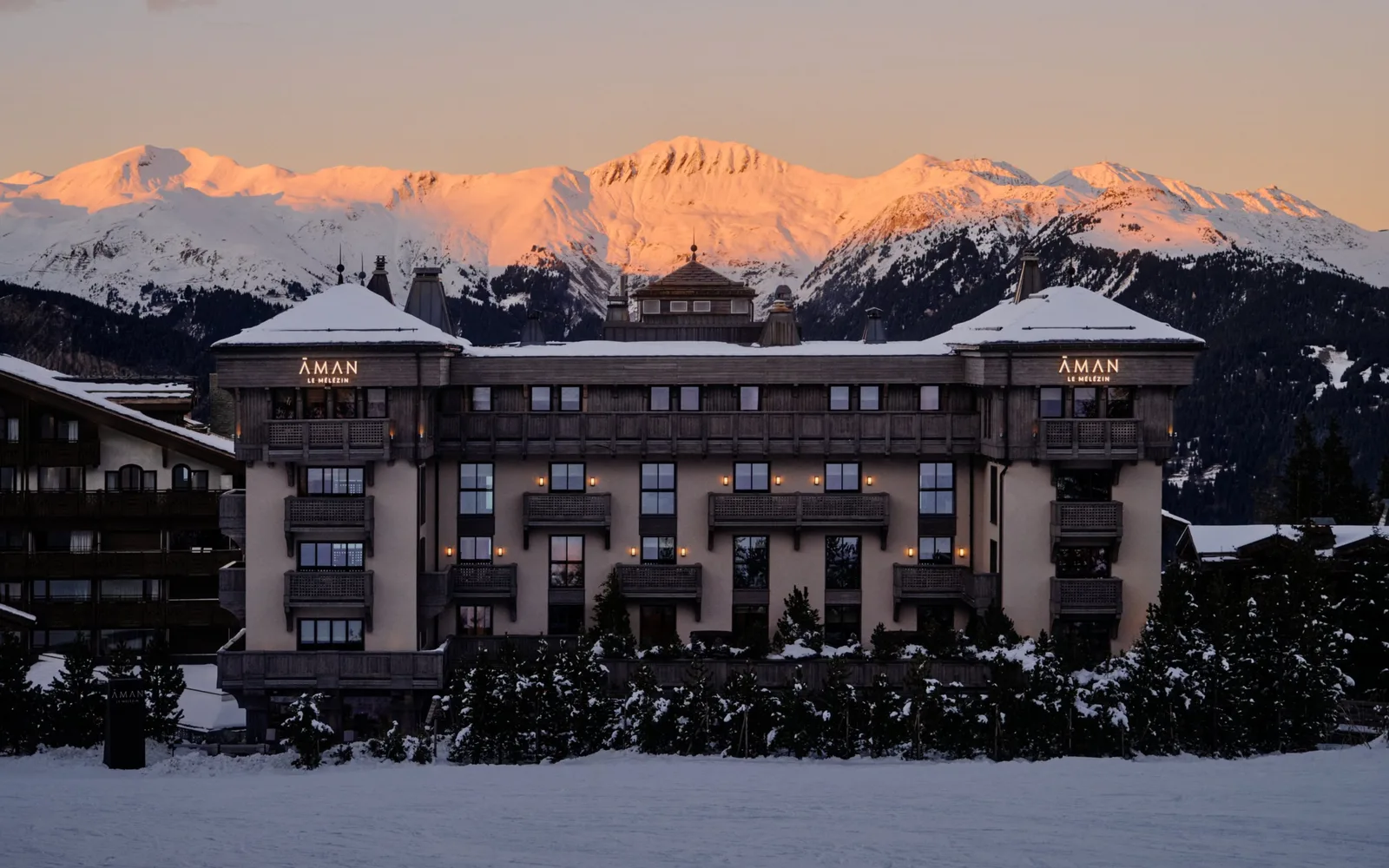 Aman Le Mélézin in Courchevel 1850, official property photography.