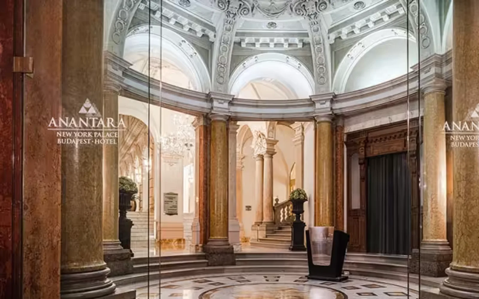 Anantara New York Palace Budapest Hotel