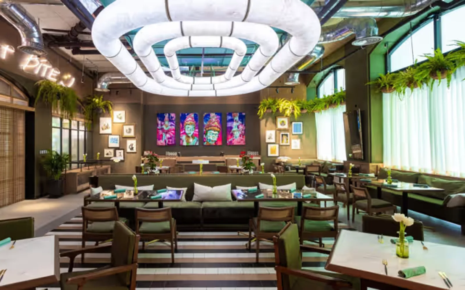 Anantara Siam Bangkok Hotel in Bangkok, official property photography.