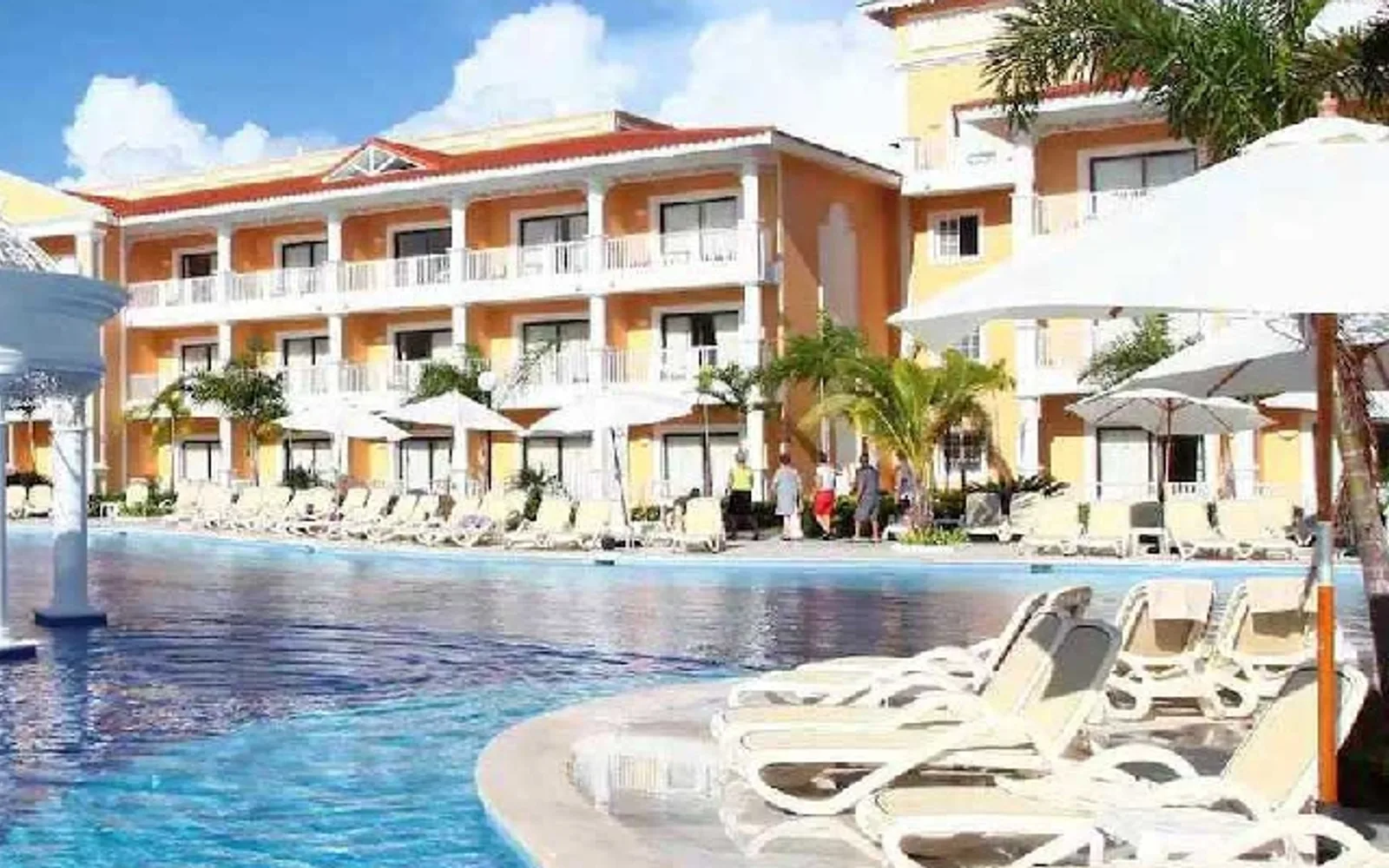 Bahia Principe Escape Aquamarine in Punta Cana, resort detail.