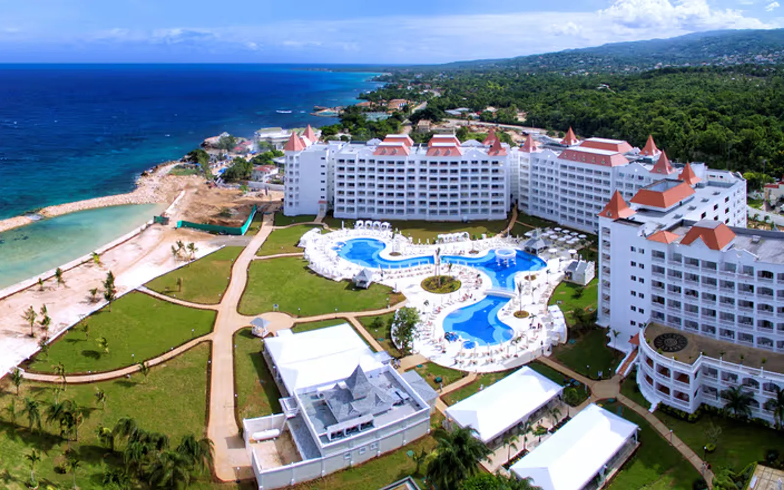 Bahia Principe Explore Jamaica in Runaway Bay, resort detail.