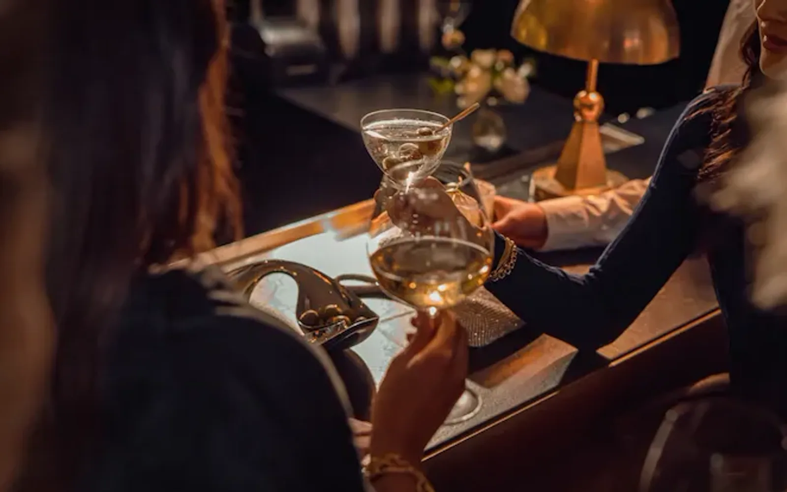 Dining in the Bar & Lounge at Hotel Bel-Air, Los Angeles