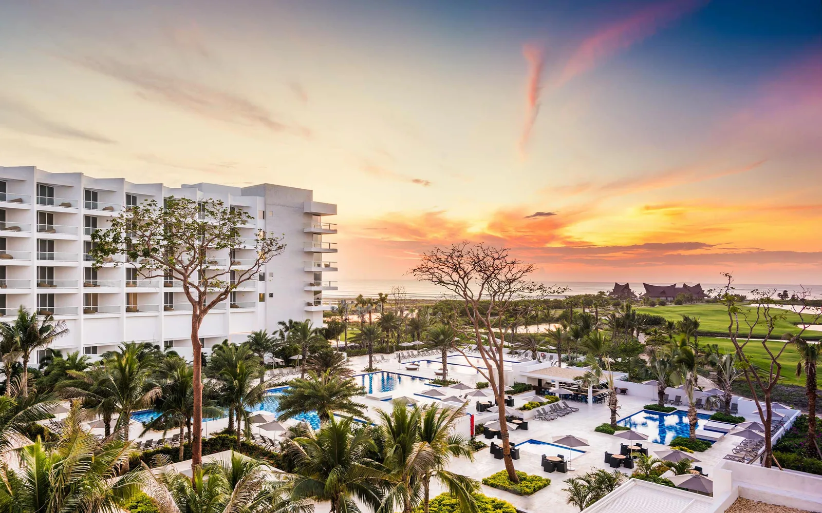 Dreams Karibana Cartagena Golf & Spa Resort in Cartagena, property overview.