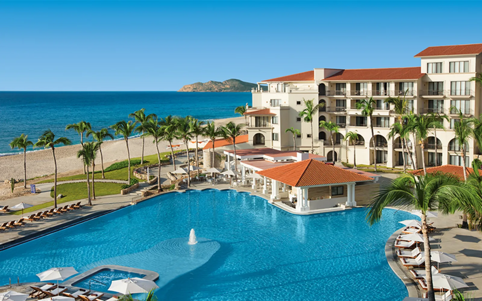 Dreams Los Cabos Suites Golf Resort & Spa in Los Cabos, resort detail.