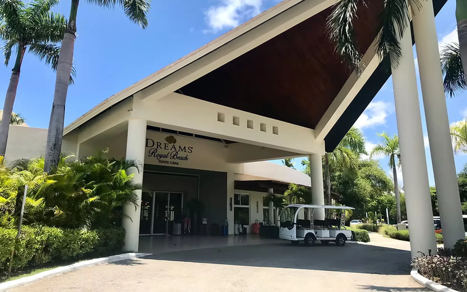 Dreams Royal Beach Punta Cana in Bávaro, Punta Cana, property overview.