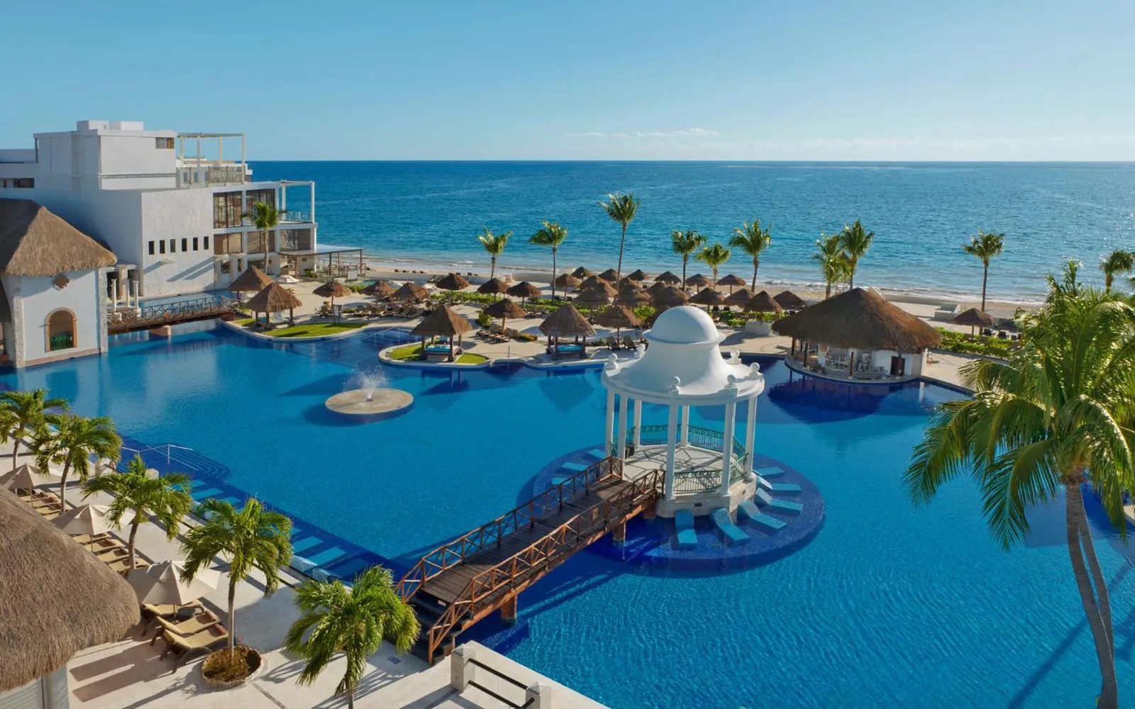 Dreams Sapphire Resort & Spa in Puerto Morelos, Riviera Maya, property overview.