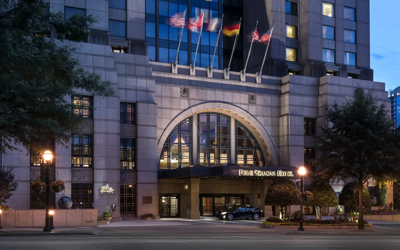 Four Seasons Hotel Atlanta, official Four Seasons photography for the overview section.