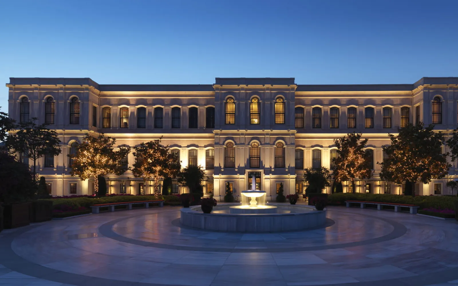 Four Seasons Hotel Istanbul at the Bosphorus, official Four Seasons photography for the hero section.