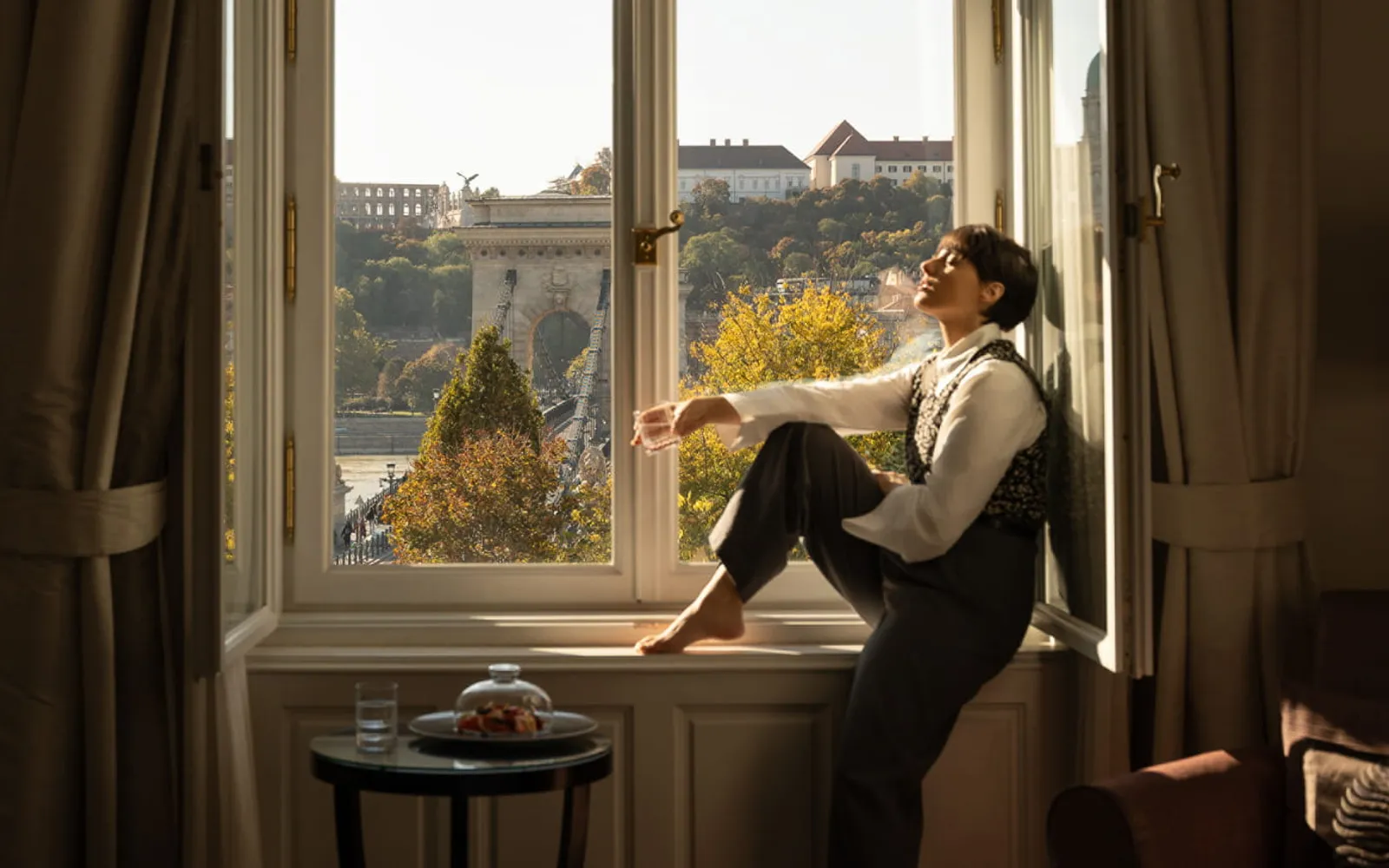 Four Seasons Hotel Gresham Palace Budapest, official Four Seasons photography for the overview section.