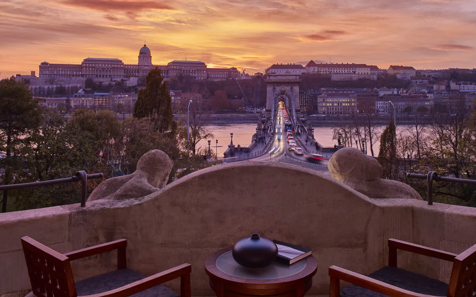 Four Seasons Hotel Gresham Palace Budapest, official Four Seasons photography for the accommodation section.