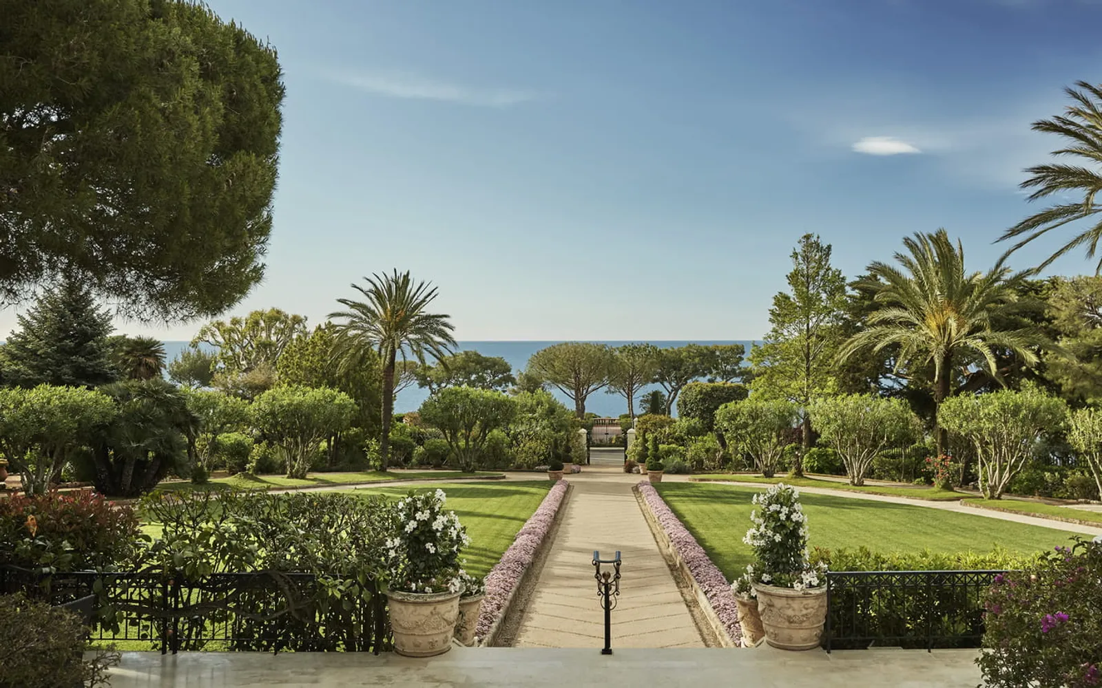 Grand-Hôtel du Cap-Ferrat, A Four Seasons Hotel, official Four Seasons photography for the accommodation section.