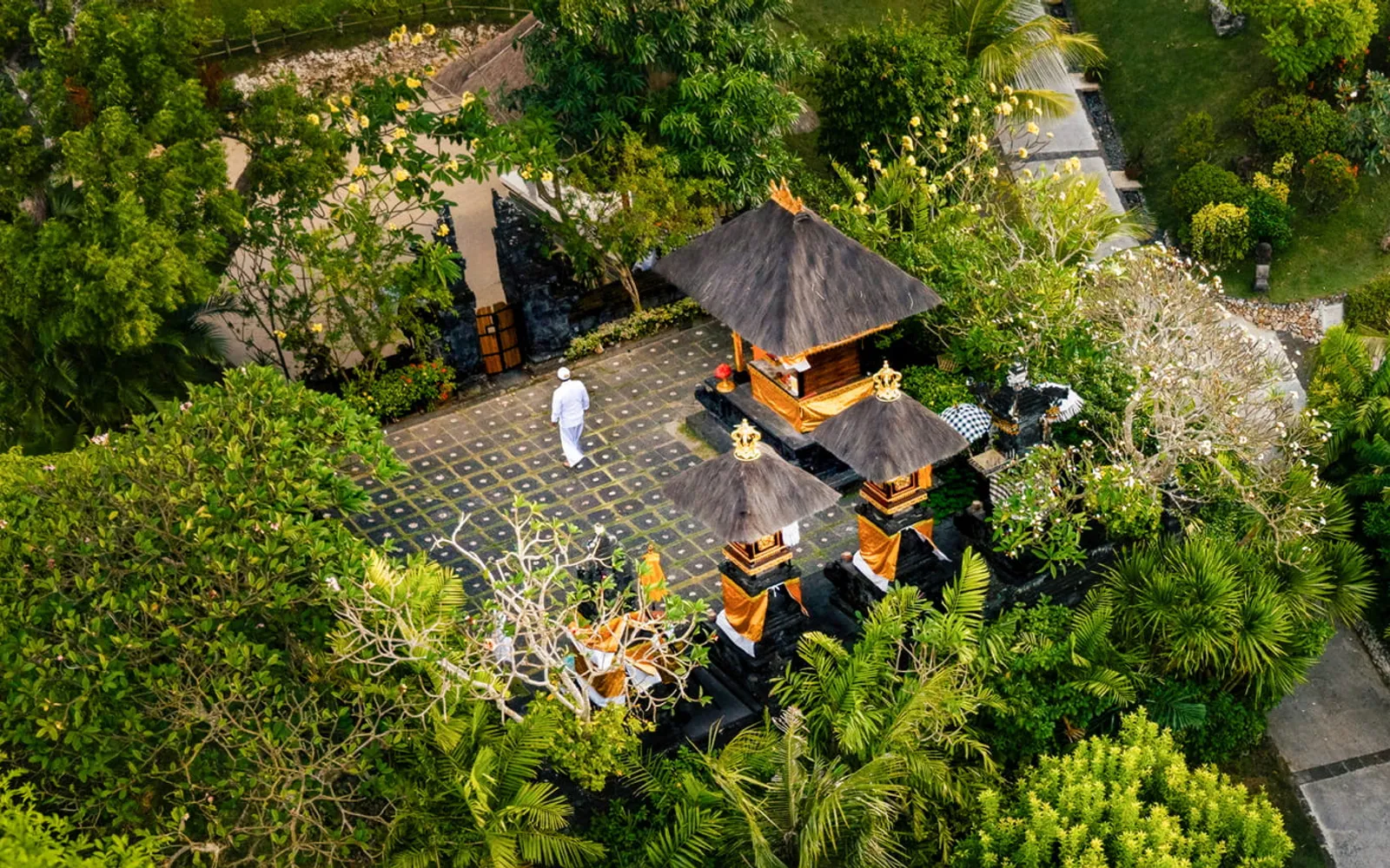 Four Seasons Resort Bali at Jimbaran Bay, official Four Seasons photography for the accommodation section.