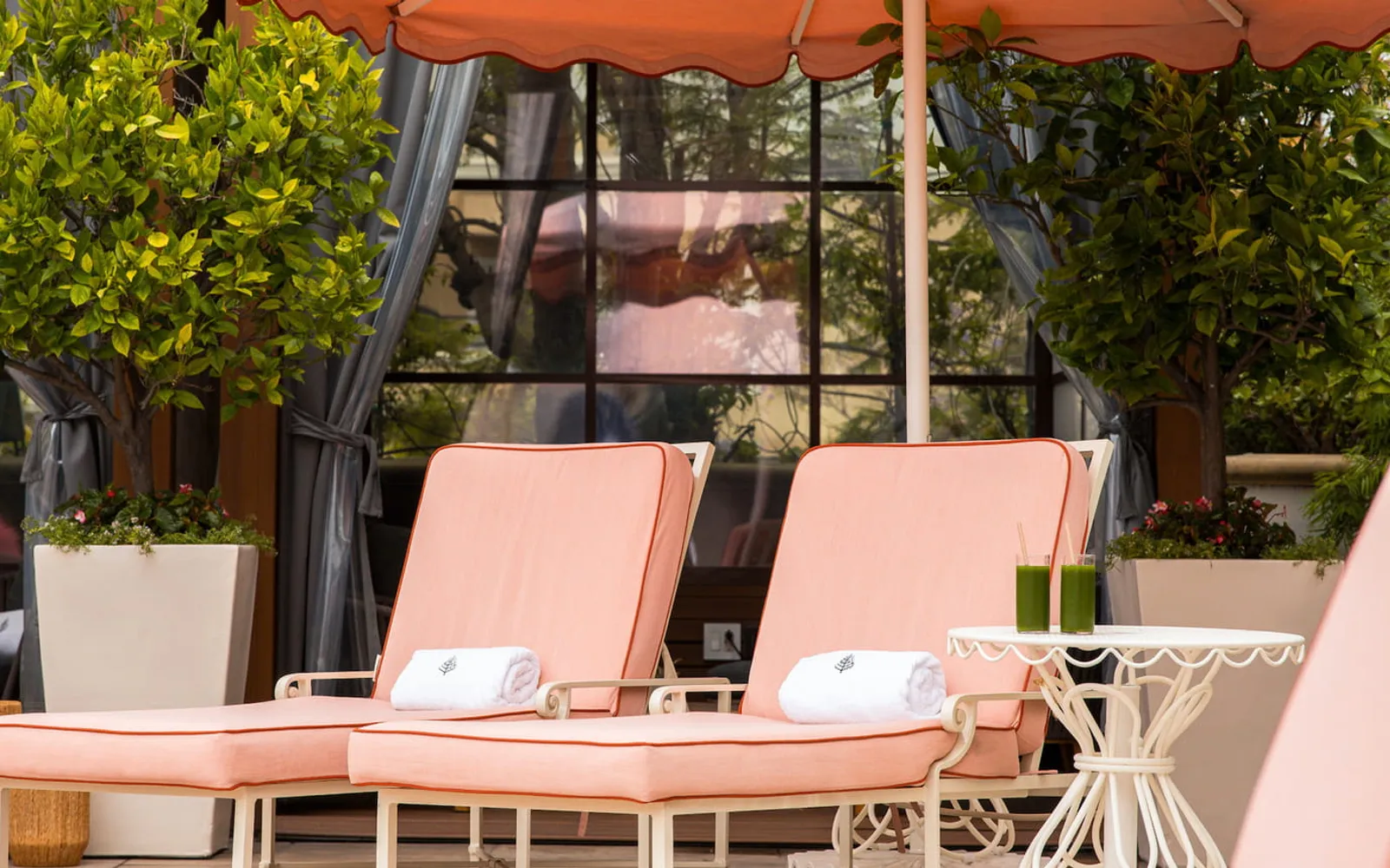 Four Seasons Hotel Los Angeles (Four Seasons Los Angeles) at Beverly Hills, official Four Seasons photography for the overview section.