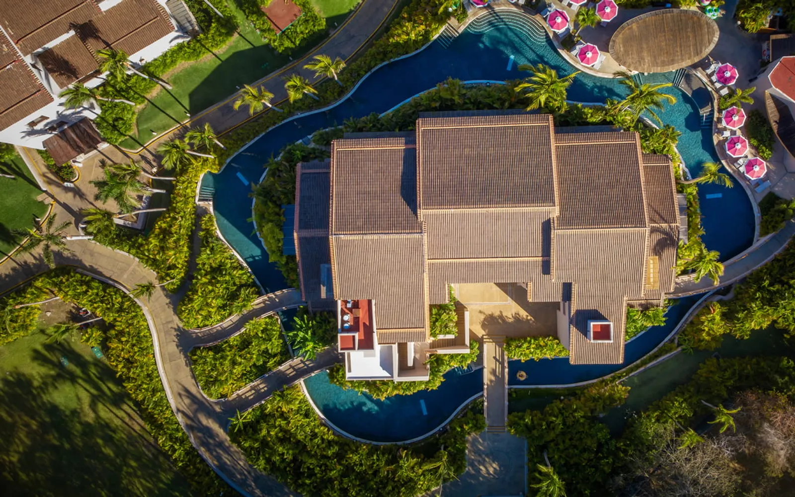 Four Seasons Resort Punta Mita México, official Four Seasons photography for the overview section.