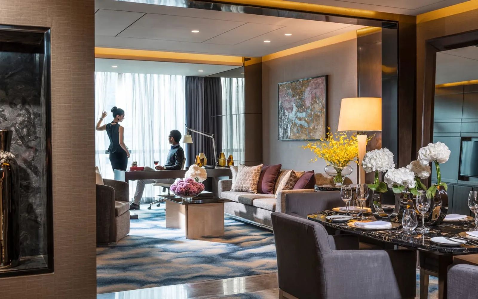 Four Seasons Hotel Shenzhen, official Four Seasons photography for the accommodation section.