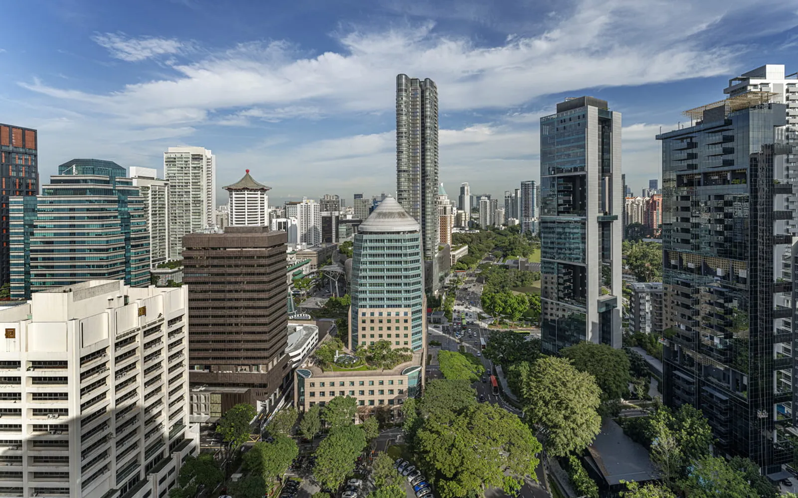 Four Seasons Hotel Singapore, official Four Seasons photography for the hero section.
