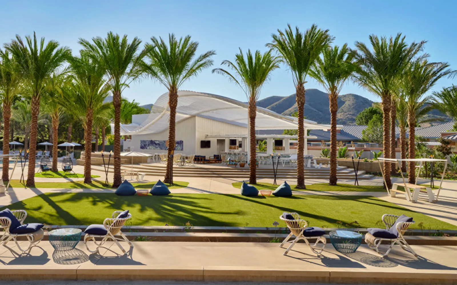 Four Seasons Hotel Westlake Village, official Four Seasons photography for the overview section.