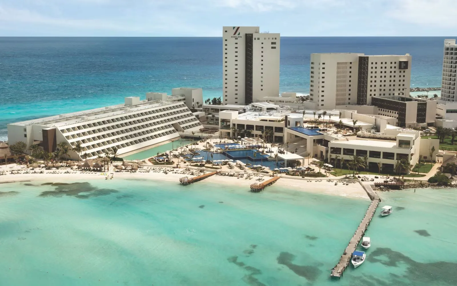 Hyatt Vivid Cancun in Puerta del Mar, Cancun, resort detail.