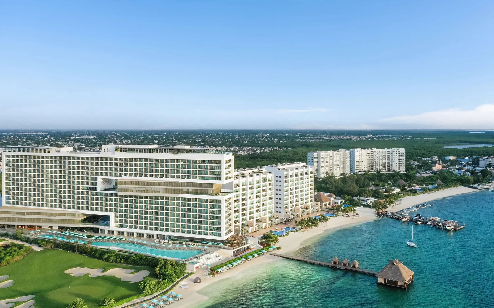 Hyatt Vivid Cancun in Puerta del Mar, Cancun, resort detail.
