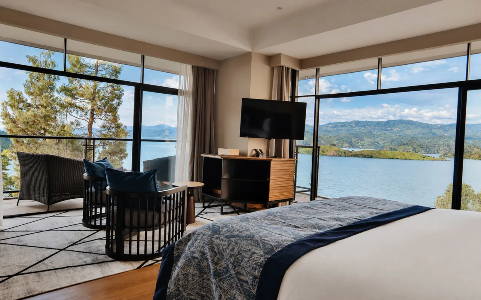 LUX* Lake Kivu