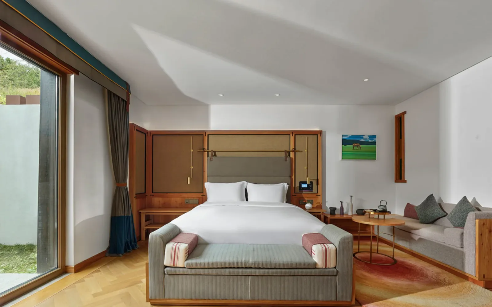 LUX* Shangri-La