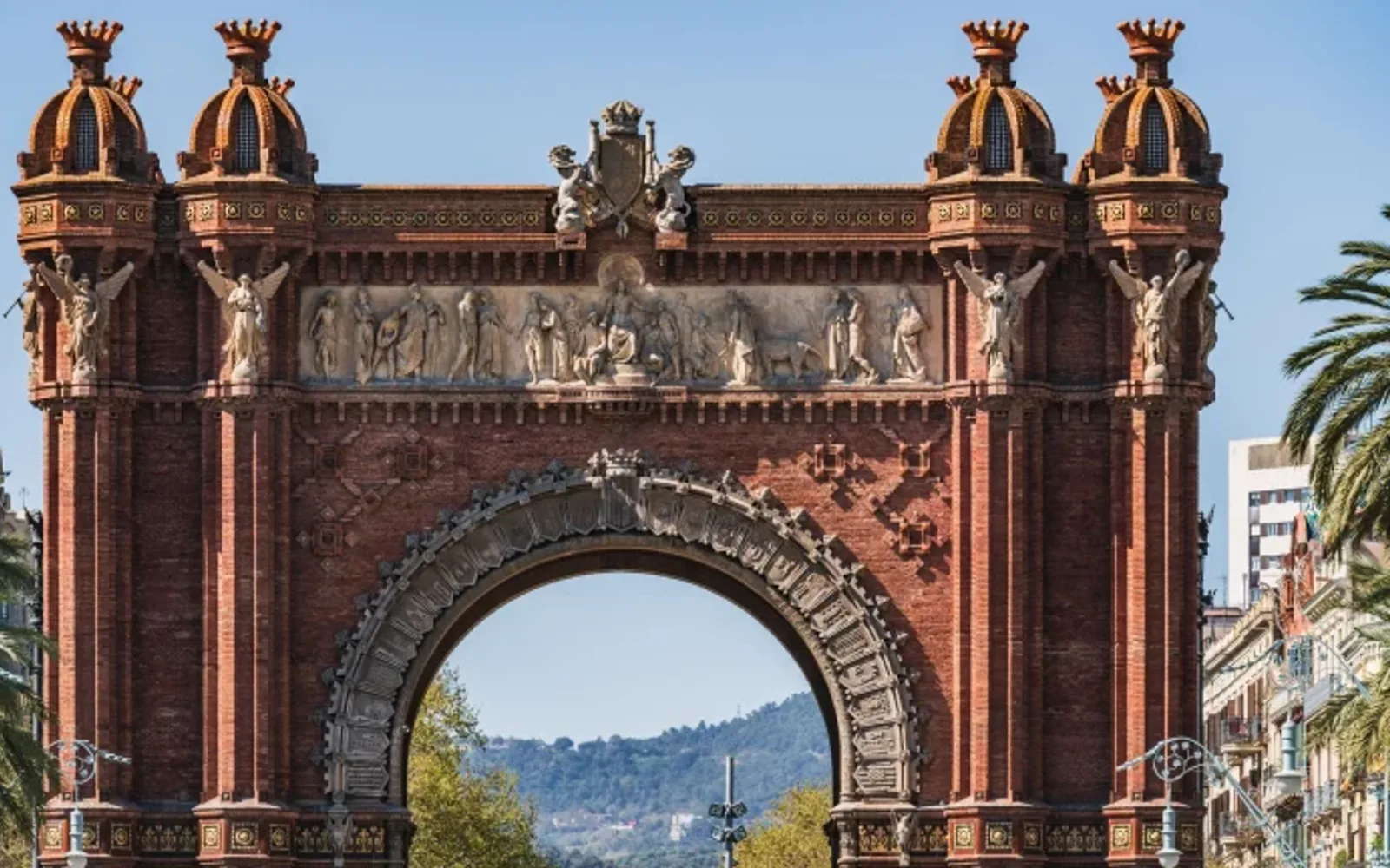 Barcelona Arc, city tour to dicover the gems.