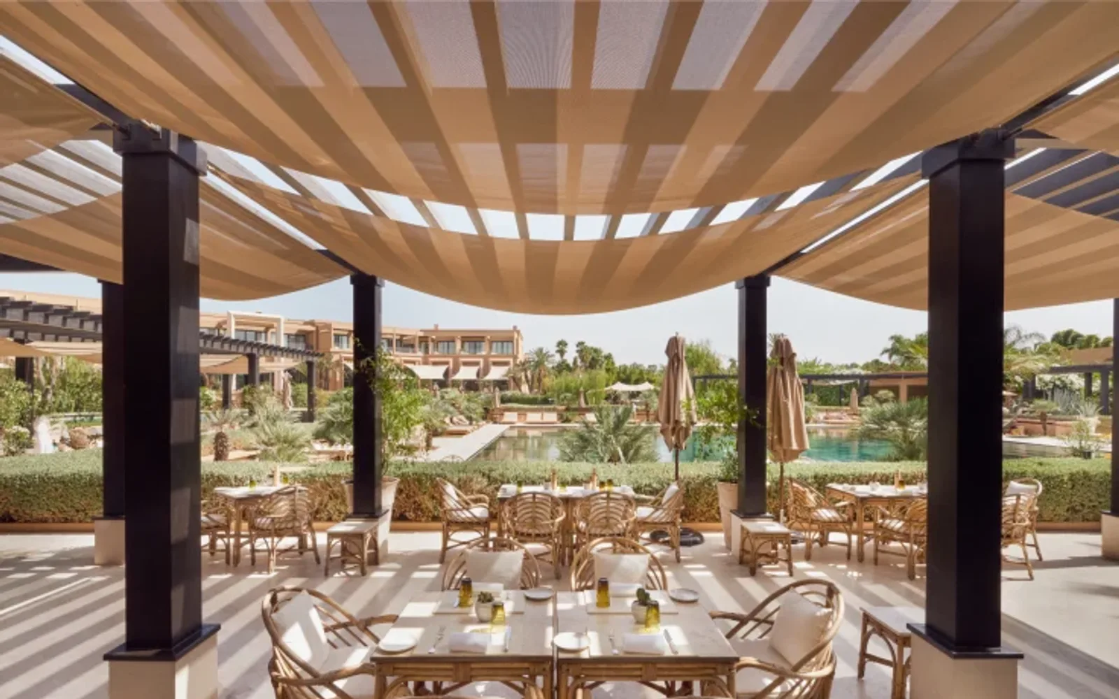 Poolside dining