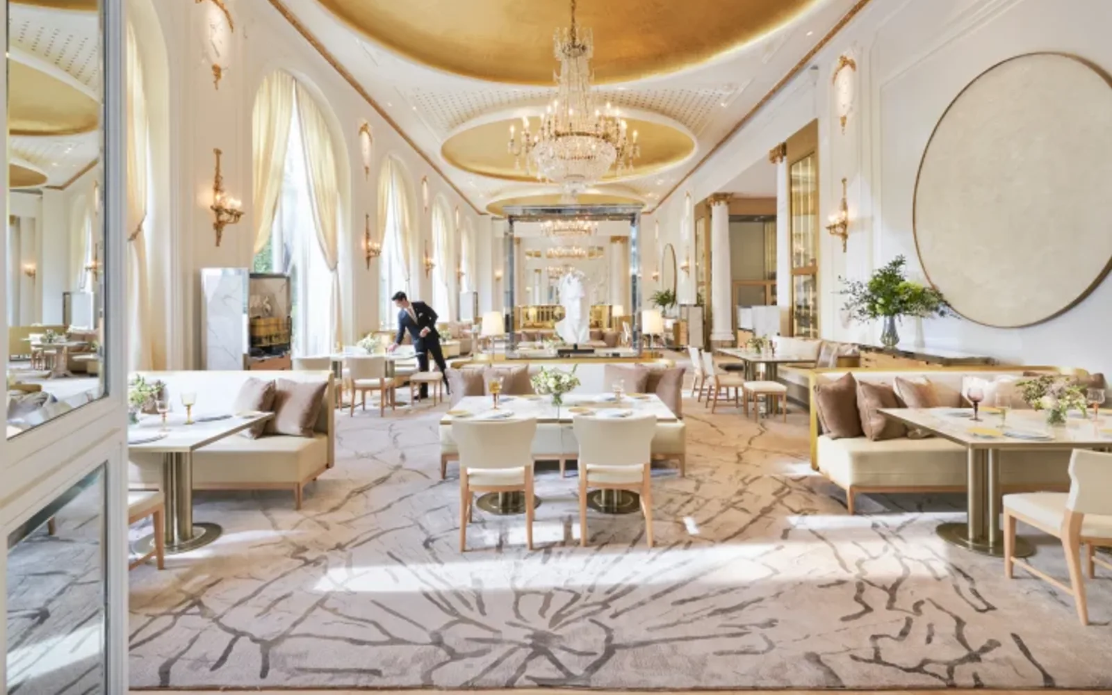Dining area of deessa