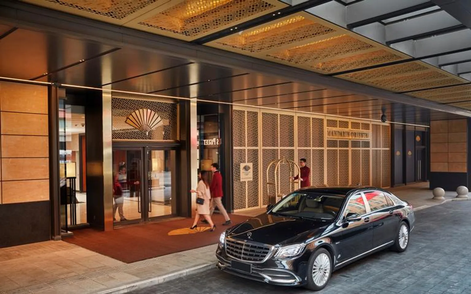 arriving at mandarin oriental wangfujing, beijing