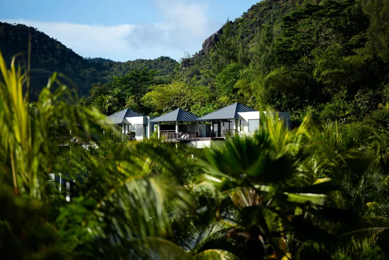 Villas in tropical greenery at Raffles Seychelles