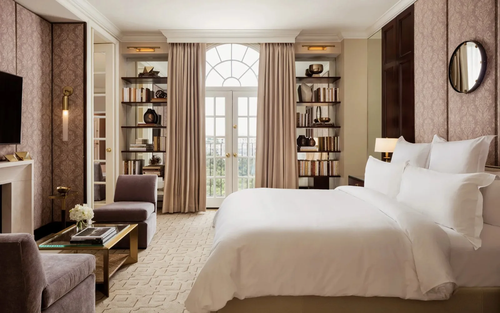 Rosewood Mansion on Turtle Creek in Dallas, TX, USA.