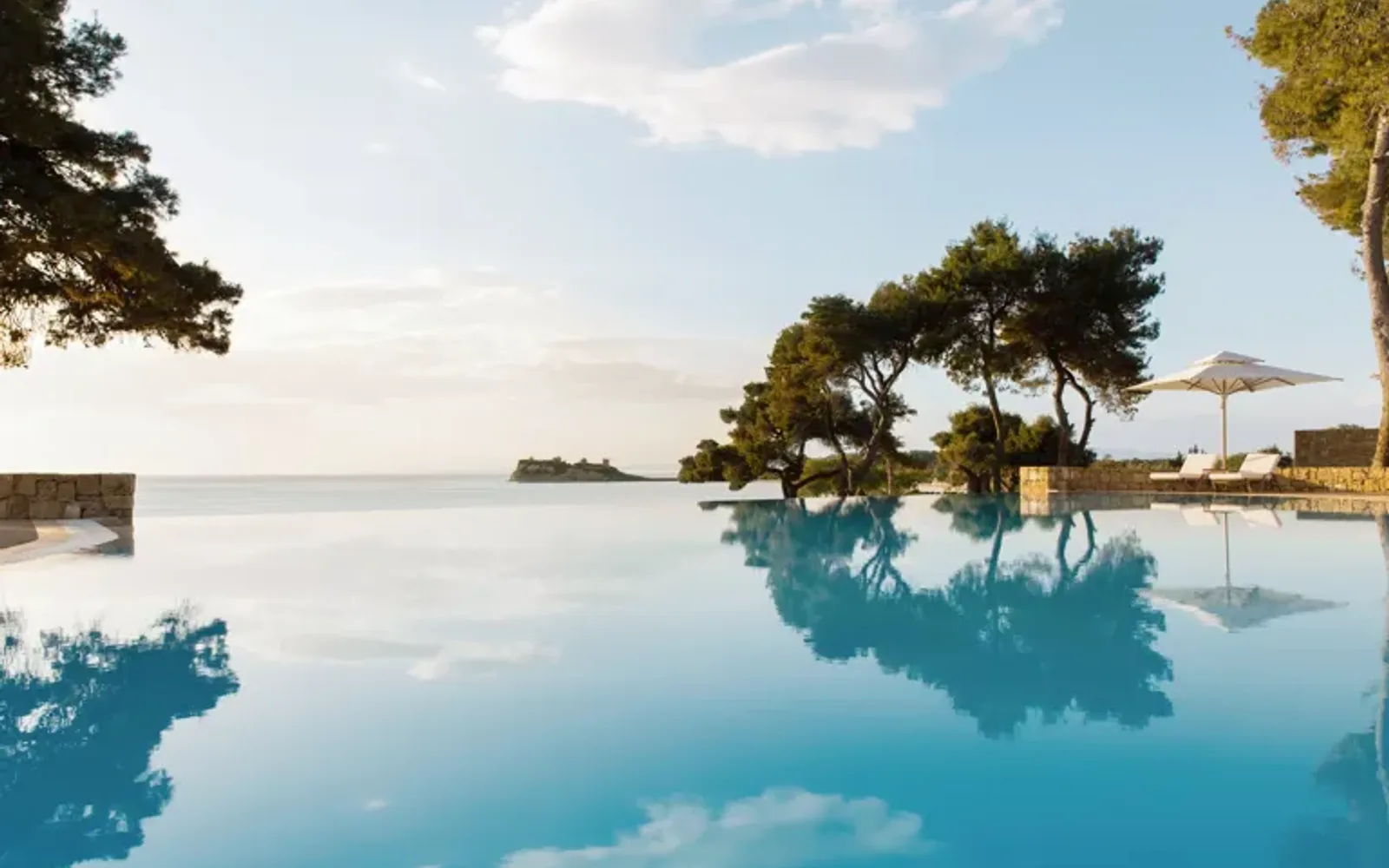 Infinity Pool Hill View at Sani club
