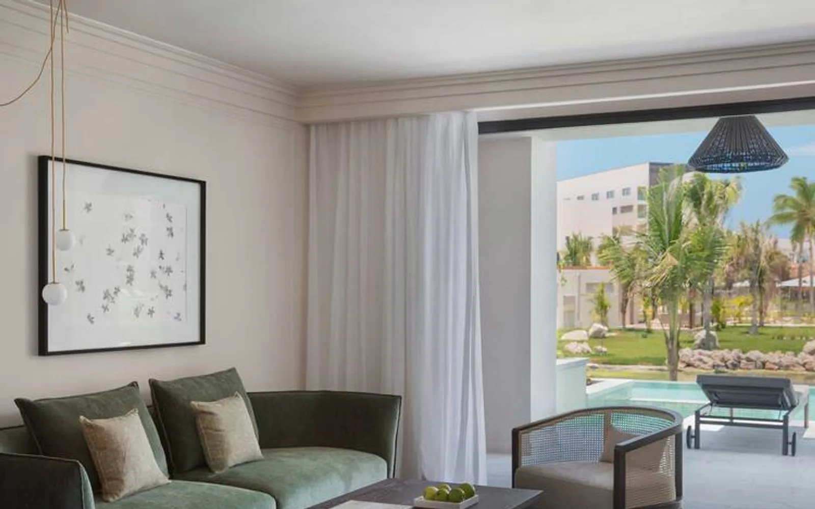 Swim up suites in Cancun All Inclusive resort