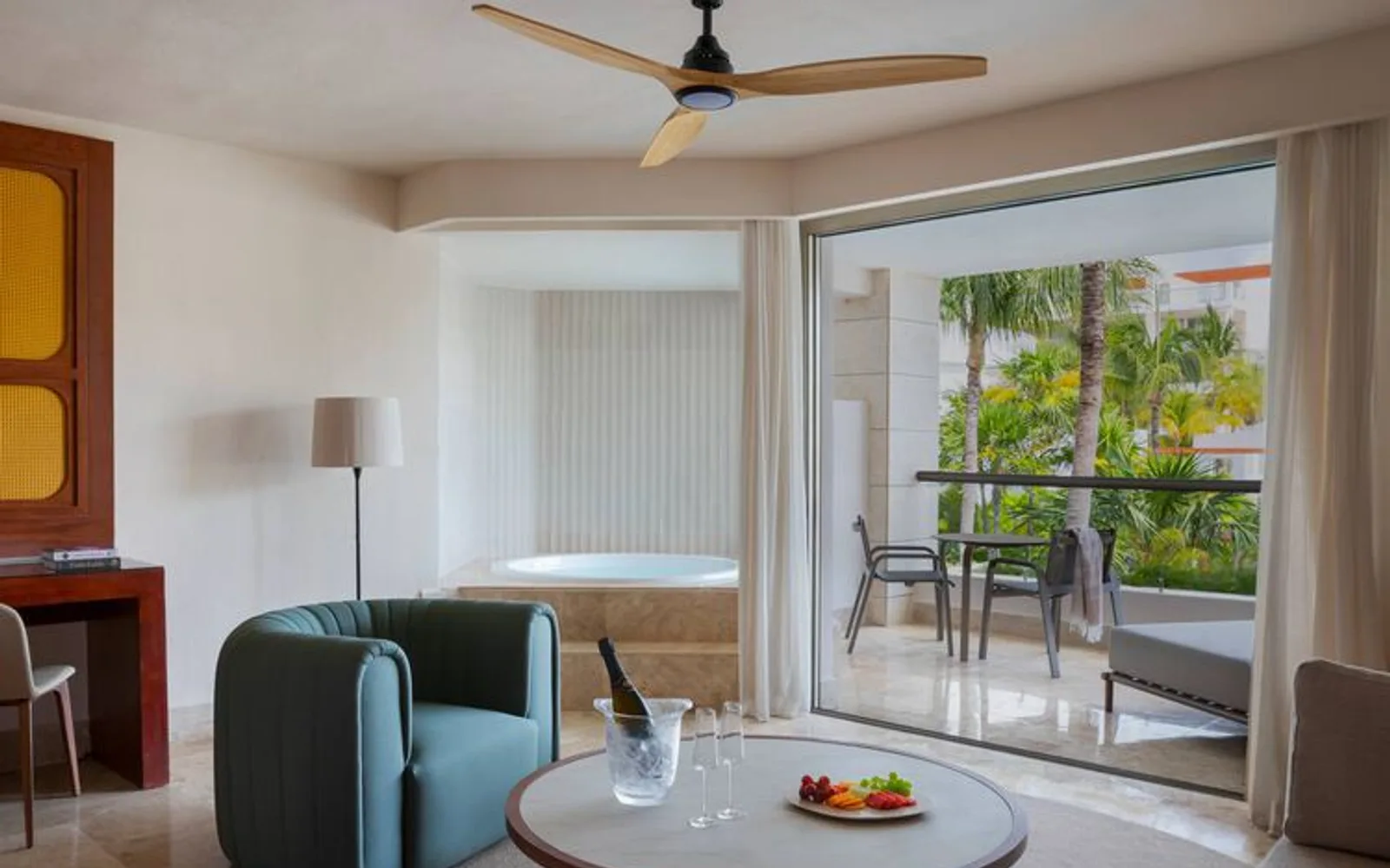 Luxury Suite in Cancun Mexico